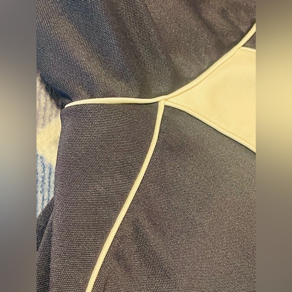 Luv Gun Jacket - Picture 2 of 5